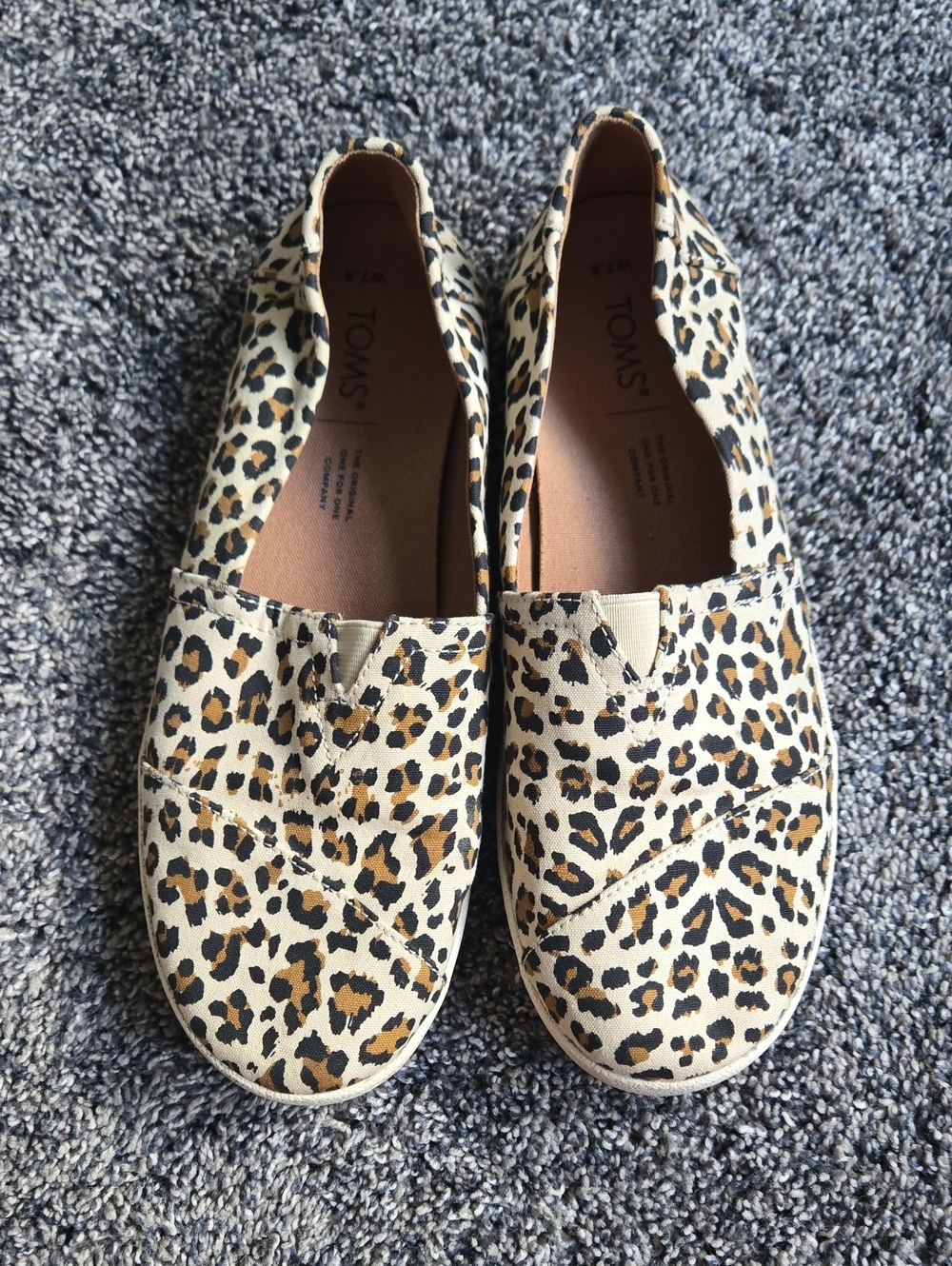 TOMS Leopard Print Classic Slip-On, Size 7.5
